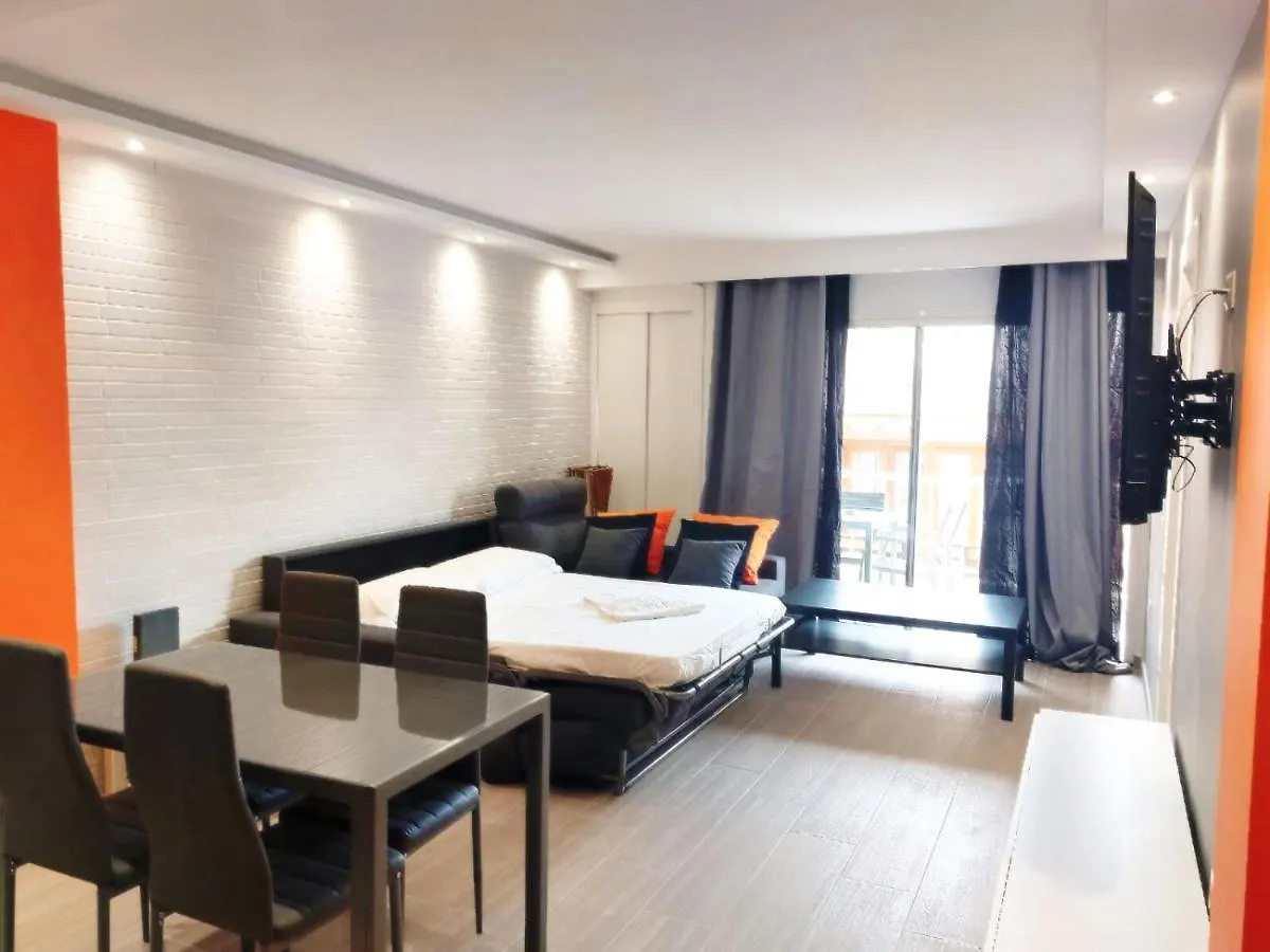 洛斯克里斯蒂亚诺斯Conypra Modern And Renovated With Terrace Wifi公寓 公寓